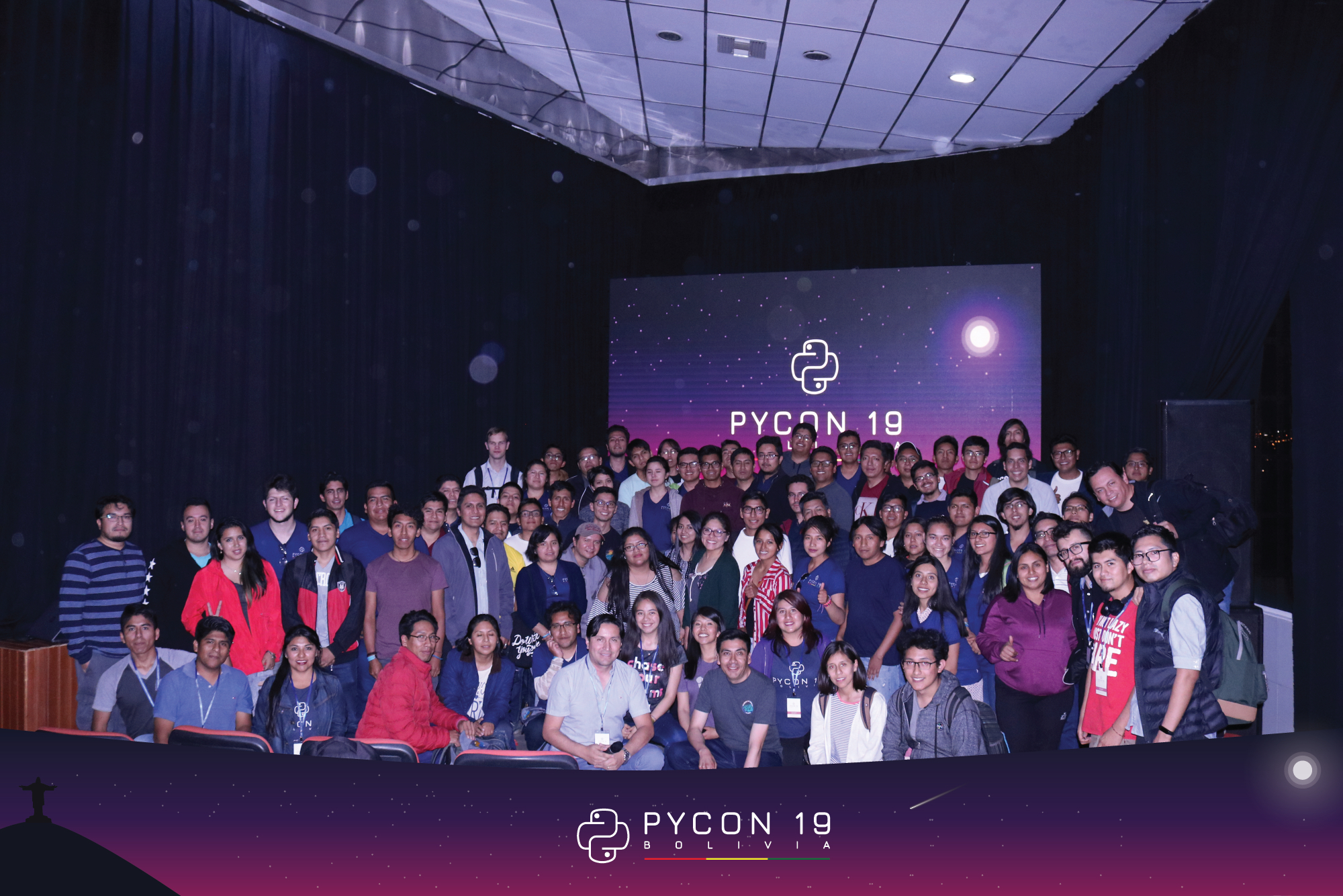 Foto de los participantes del evento.