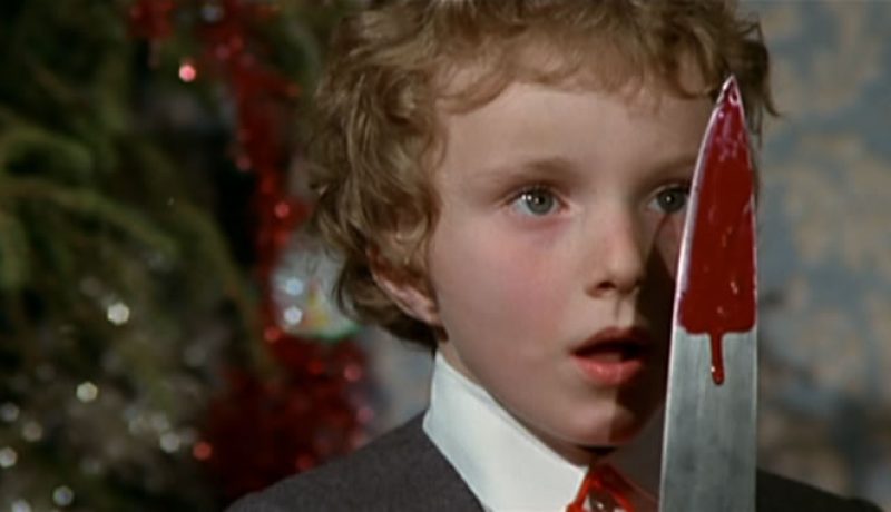 Escena de Rojo Profundo