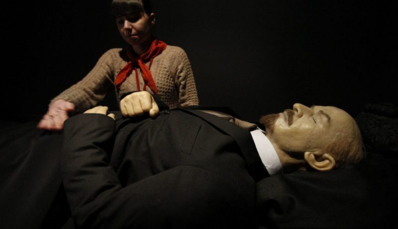 F ÚNICA que-hacemos-con-la-momia-de-lenin