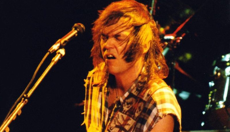 Neil-Young-in-1987