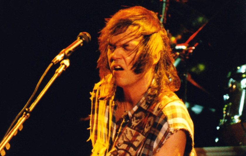 Neil-Young-in-1987
