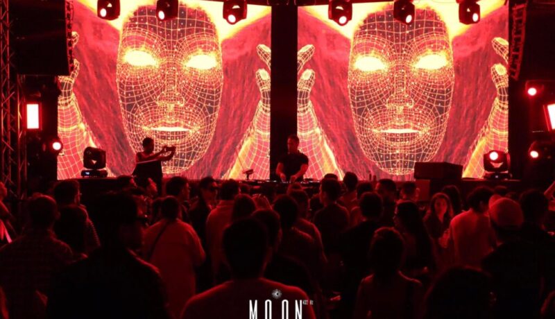 F Musica electronica Moon