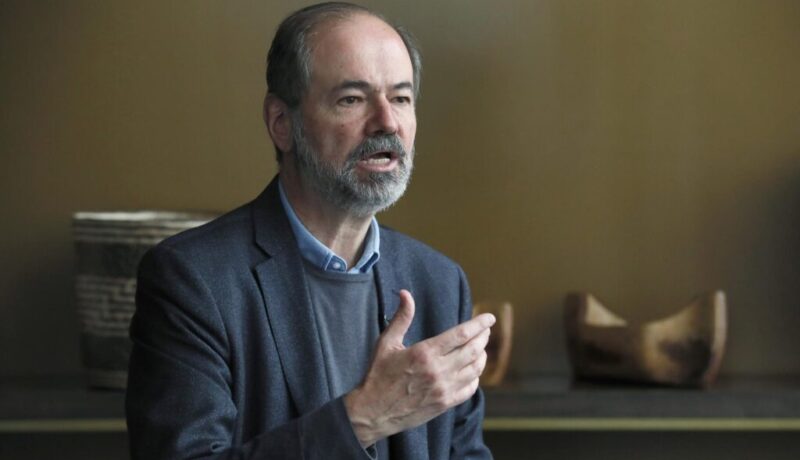 Juan Villoro en entrevista