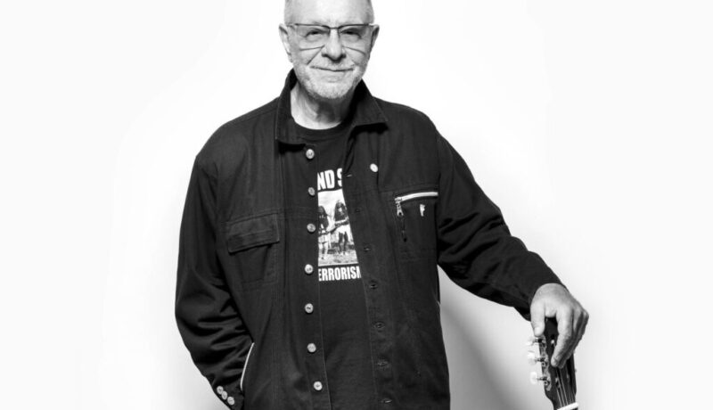 León Gieco, el cantautor que grabó "de casualidad" el himno "Sólo le pido a Dios"