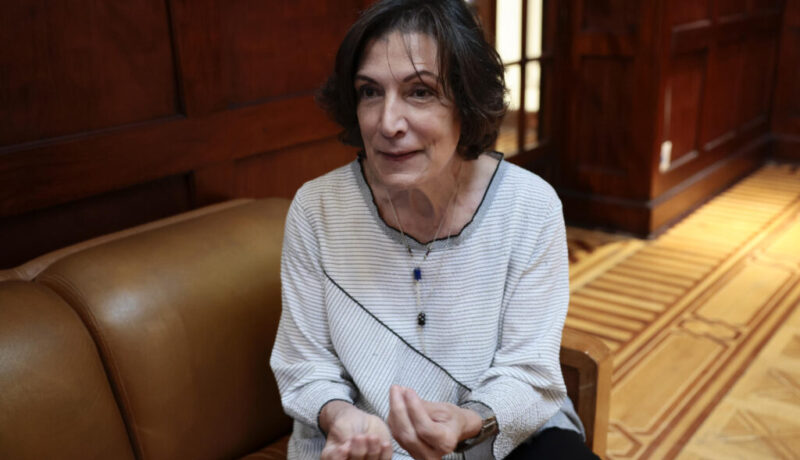 Alma Guillermoprieto en entrevista