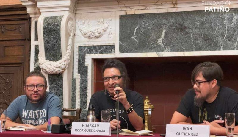 Foto presentacion libro Huascar