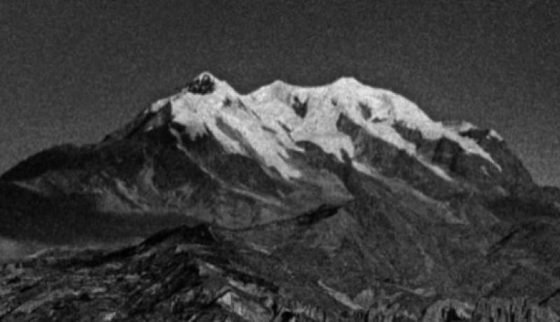 Illimani La Paz foto bn