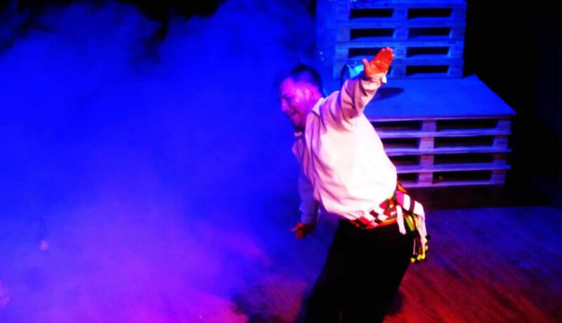 Obra de teatro Lluqu