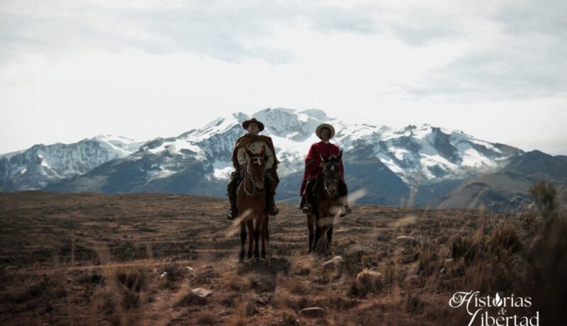 Warisata con caballos antiplano